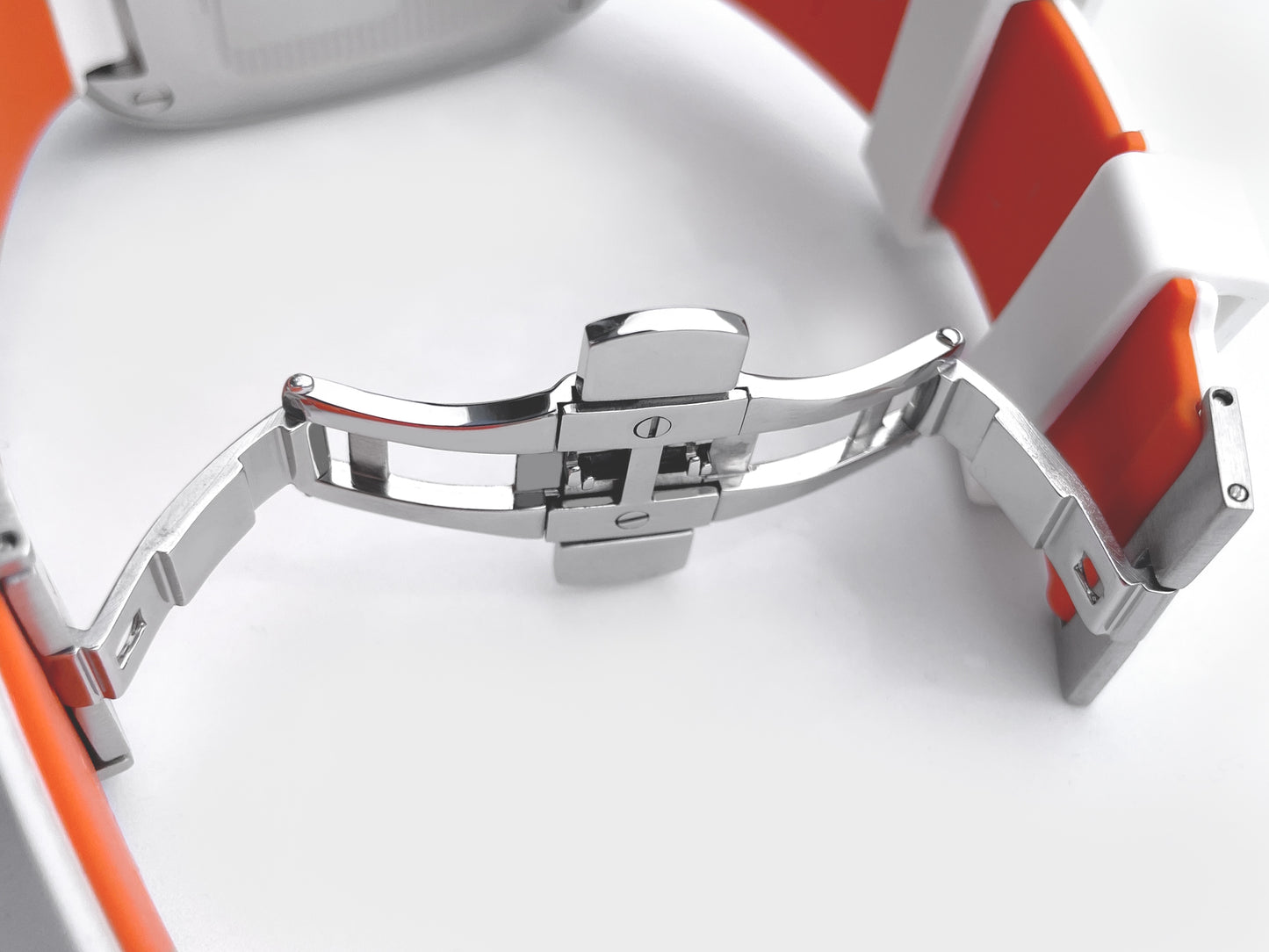J43C-01 WHITE